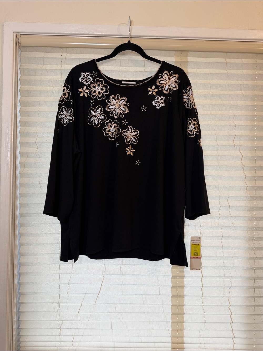 NWT Alfred Dunner Black Floral Embellished Women's Top Size 2X